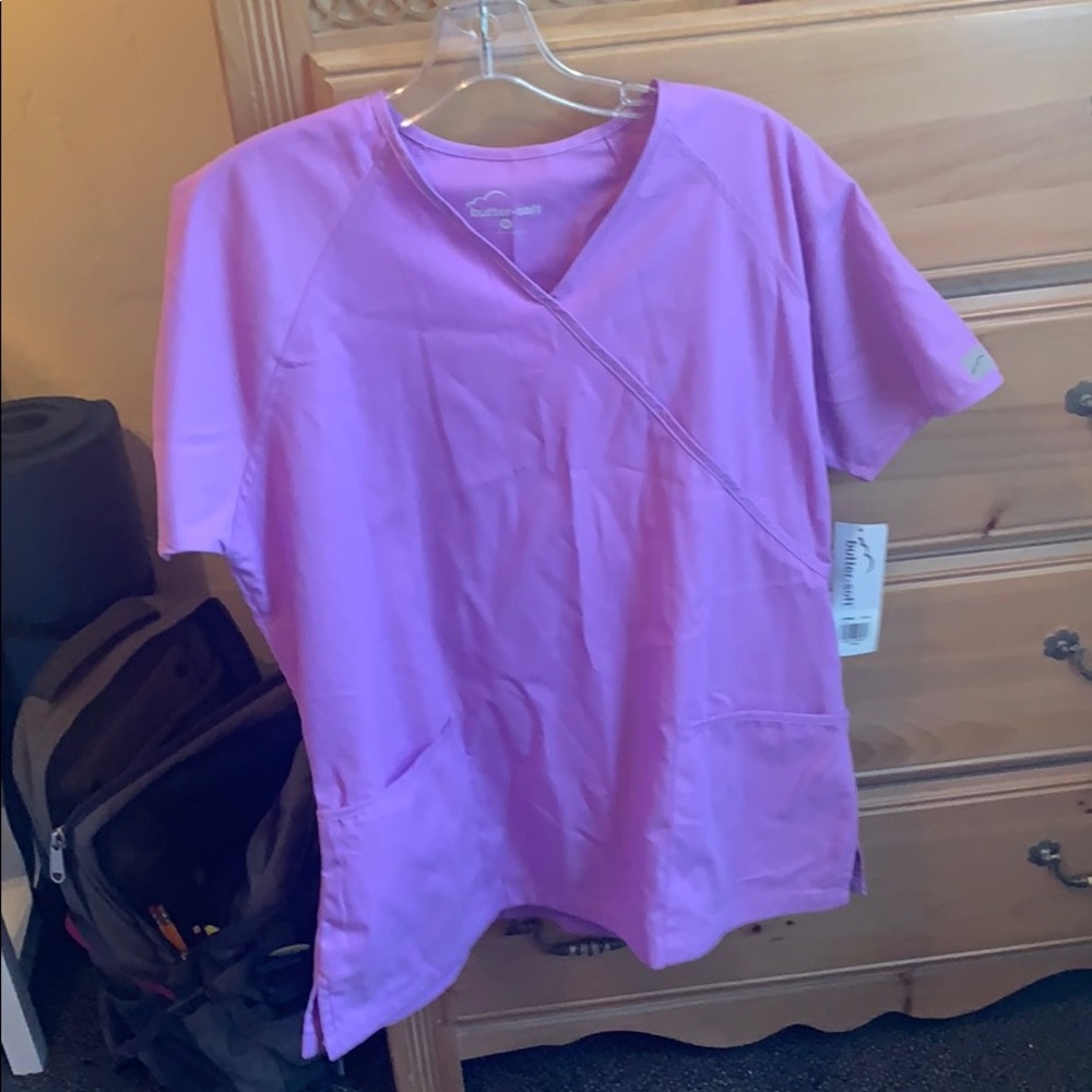 Scrub top